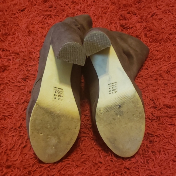 Booties - Picture 3 of 3